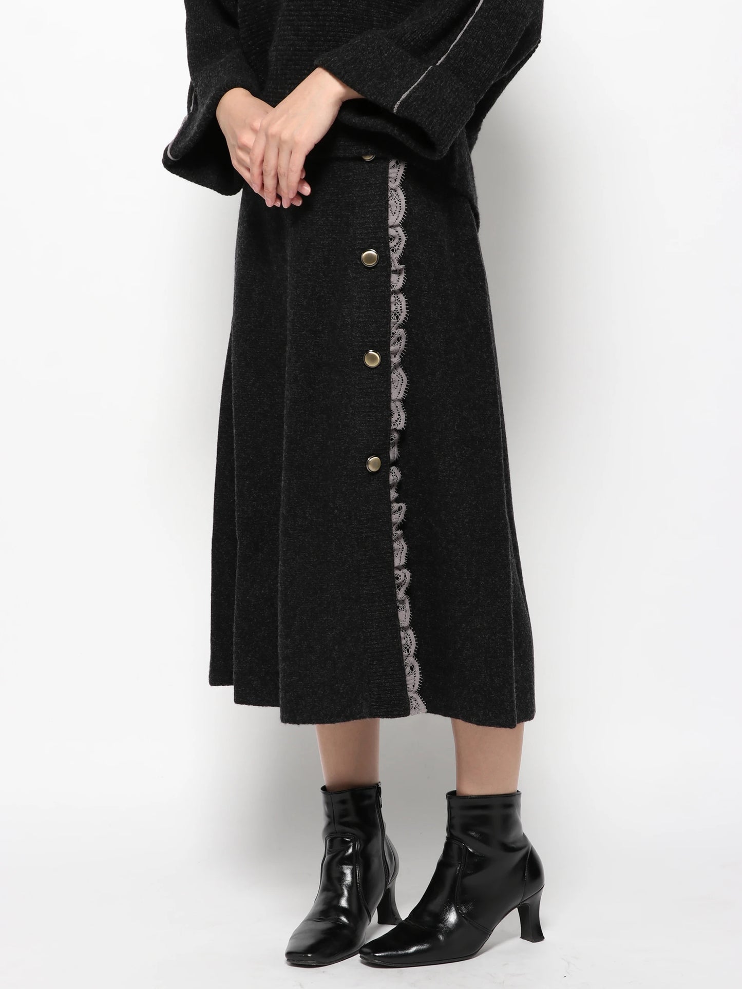 ハーフミラノニットスカート