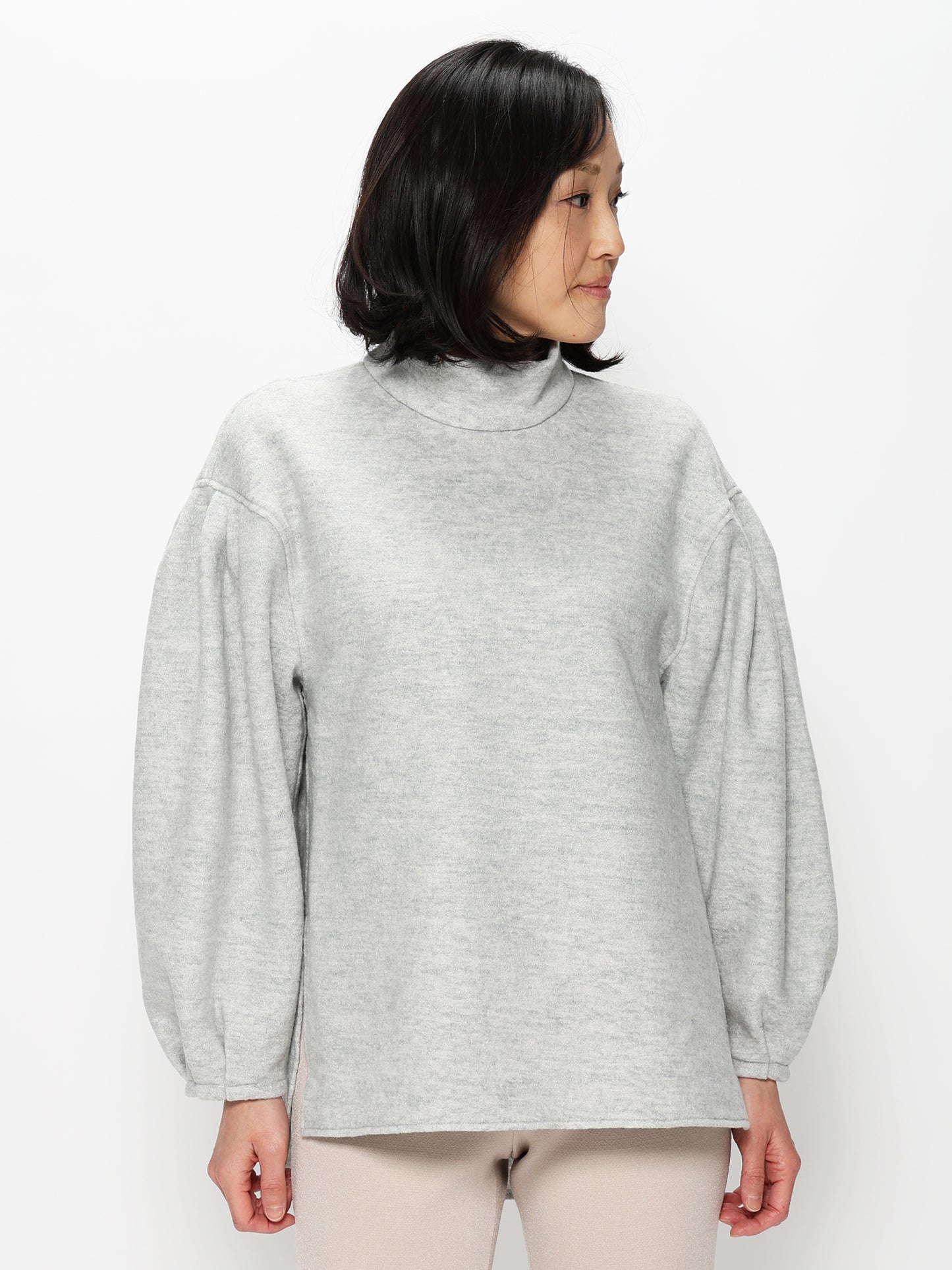 縮絨ハイネックプルオーバー