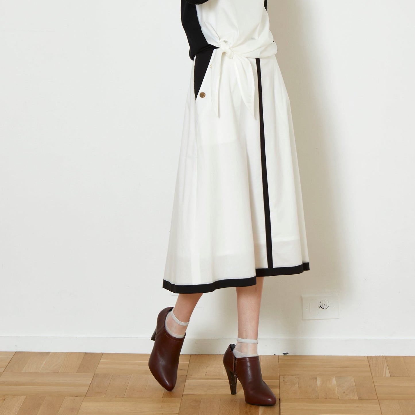 DiDi Guranjie ボタン付き 配色ラインスカート